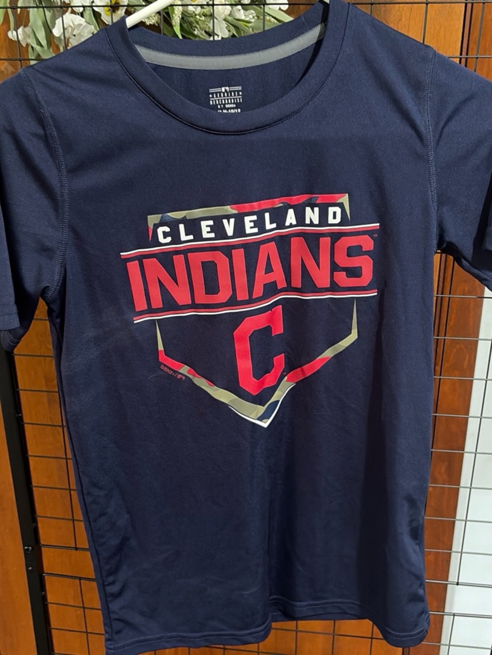 Genuine Merchandise Navy Cleveland Indians Graphic Tee with Red Accent